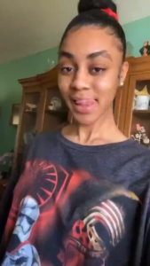 Mamasotaali Displays Her Big Pussy Part 4